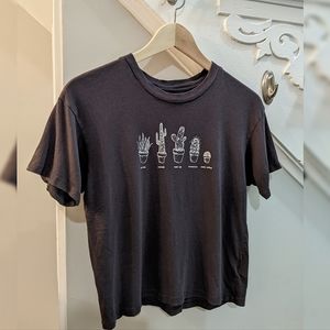 Adorable American Eagle Cactus T-shirt 🌵